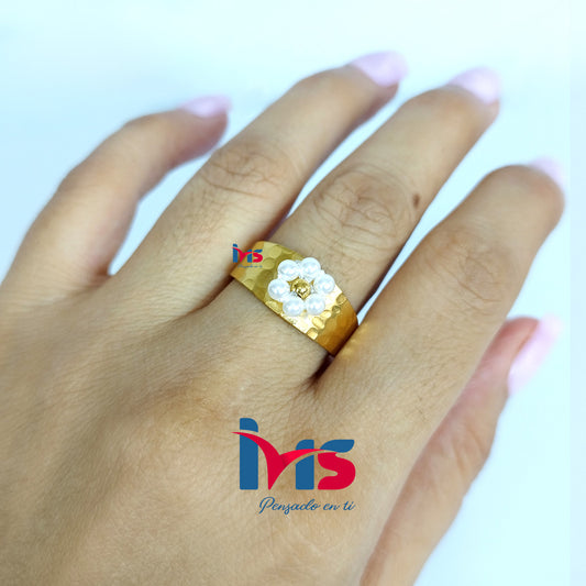 Anillo Flor de Perlas Aurea de Acero 316L Premium, Enchapado en Oro con Recubrimiento PVD