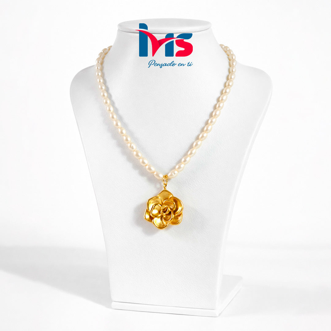 ✨ Collar de Perlas Naturales con Dije Rosa – Acero Quirúrgico 316L Enchapado en Oro Waterproof