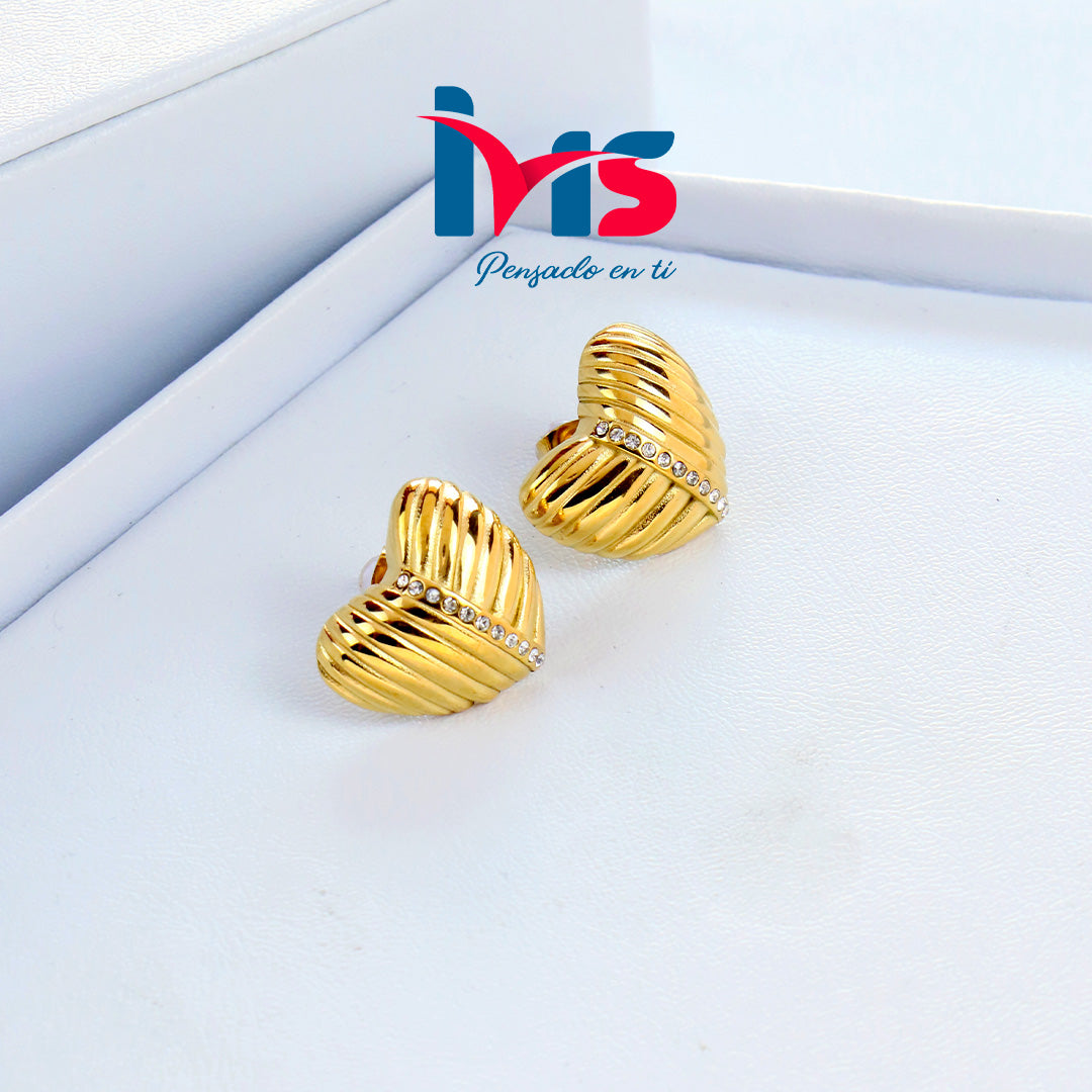 Aretes de Acero Quirúrgico 316L Waterproof – Diseño Corazón Dorado con Cristales
