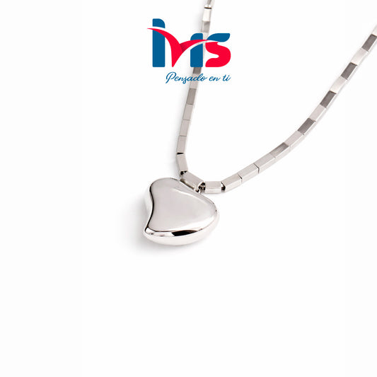 ✨ Collar Corazón de Acero Quirúrgico 316L Waterproof