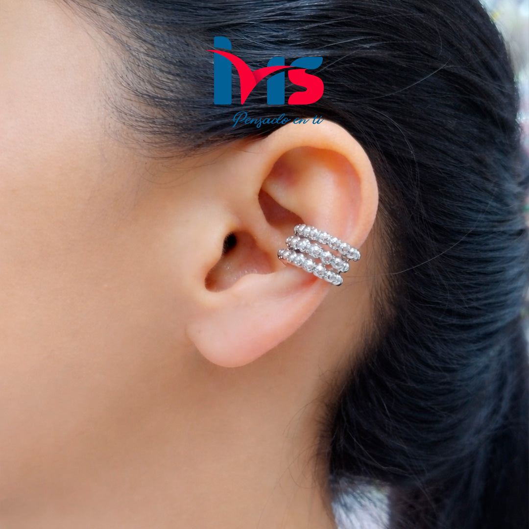 Ear Cuff Triple con Brillo Elegante