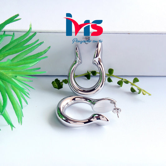 ✨ Aretes Curvos Plateados – Acero Quirúrgico 316L Waterproof✨